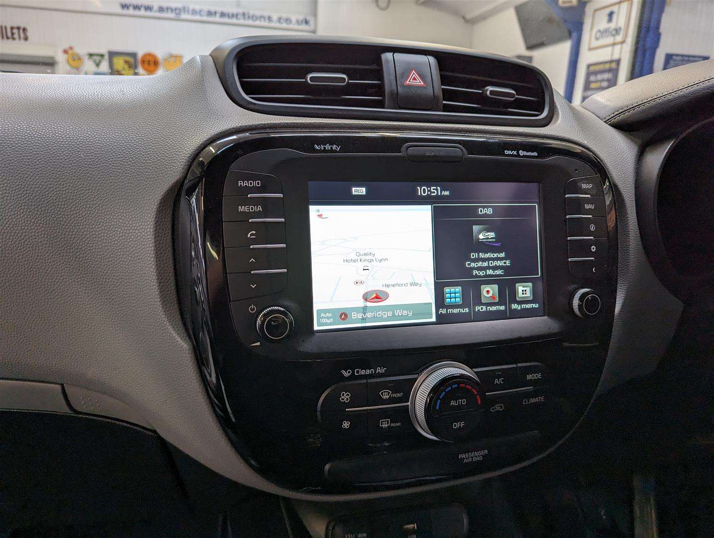 <p>2016 KIA SOUL CONNECT +</p>