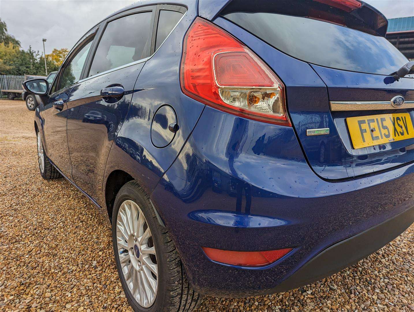 <p>2015 FORD FIESTA TITANIUM</p>