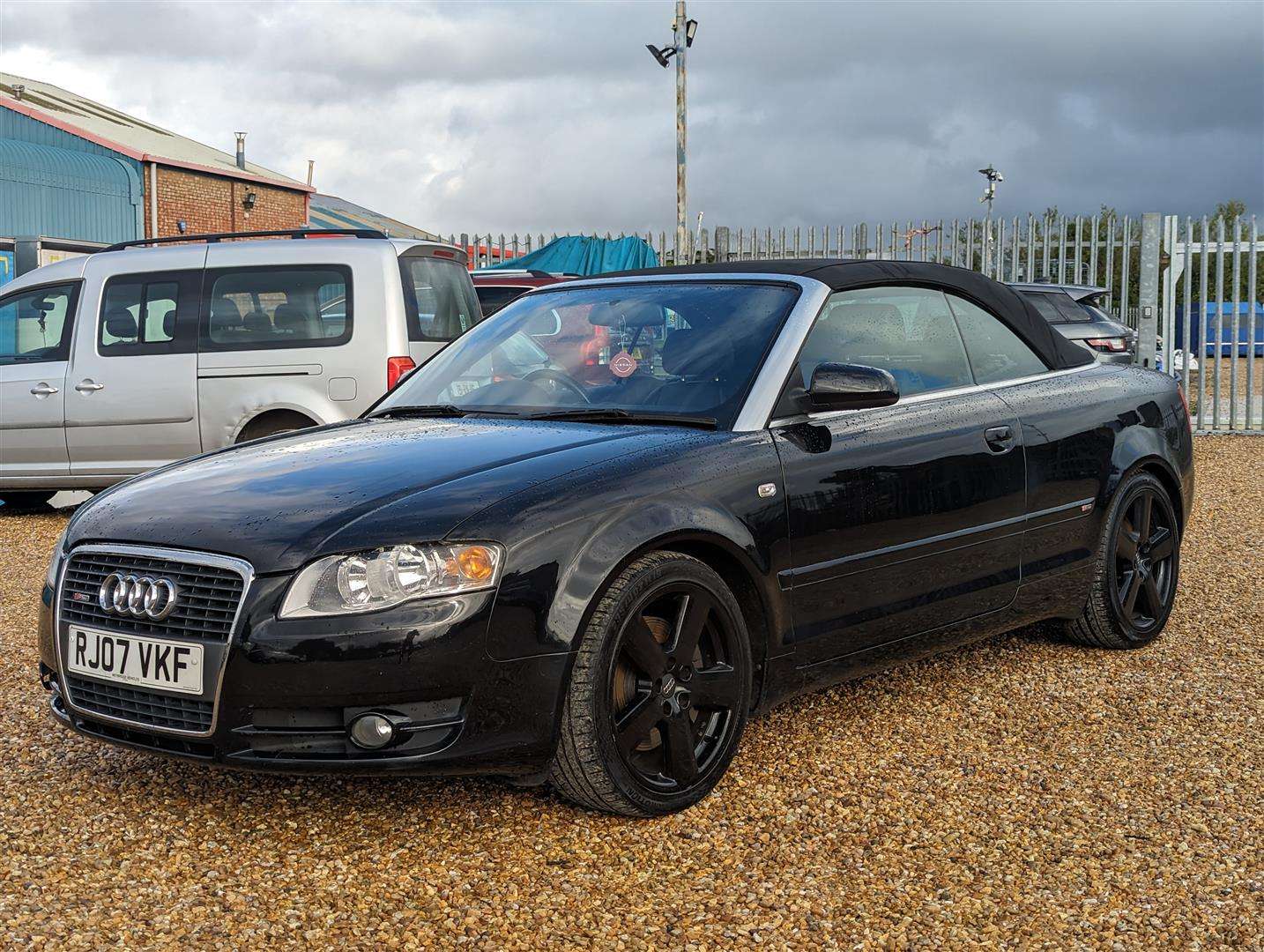 <p>2007 AUDI A4 T FSI S LINE</p>