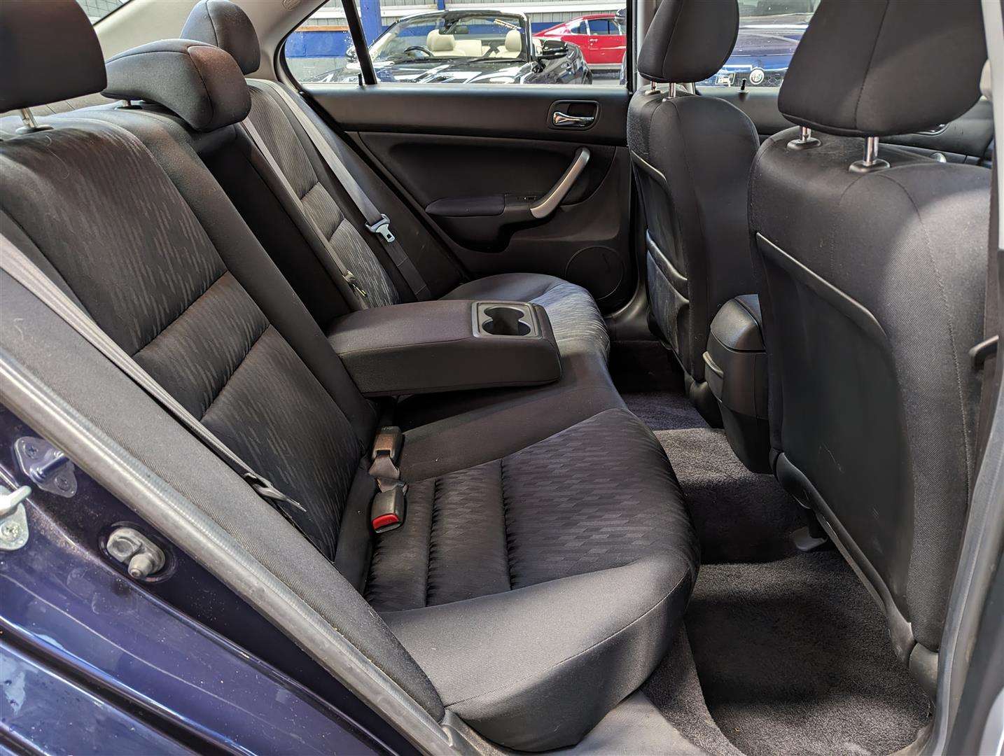 <p>2005 HONDA ACCORD VTEC SE</p>