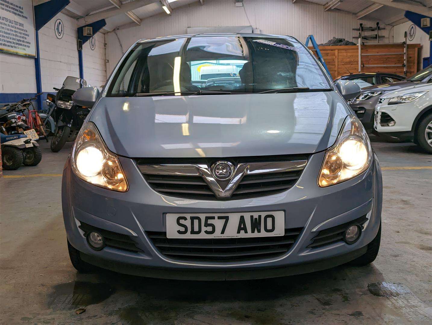 <p>2007 VAUXHALL CORSA DESIGN AUTO</p>