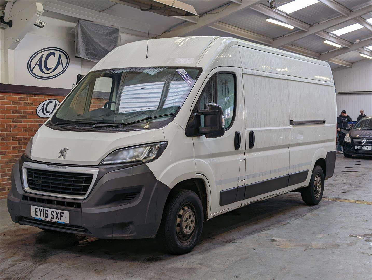 <p>2016 PEUGEOT BOXER 335 PROFESSIONAL L3</p>