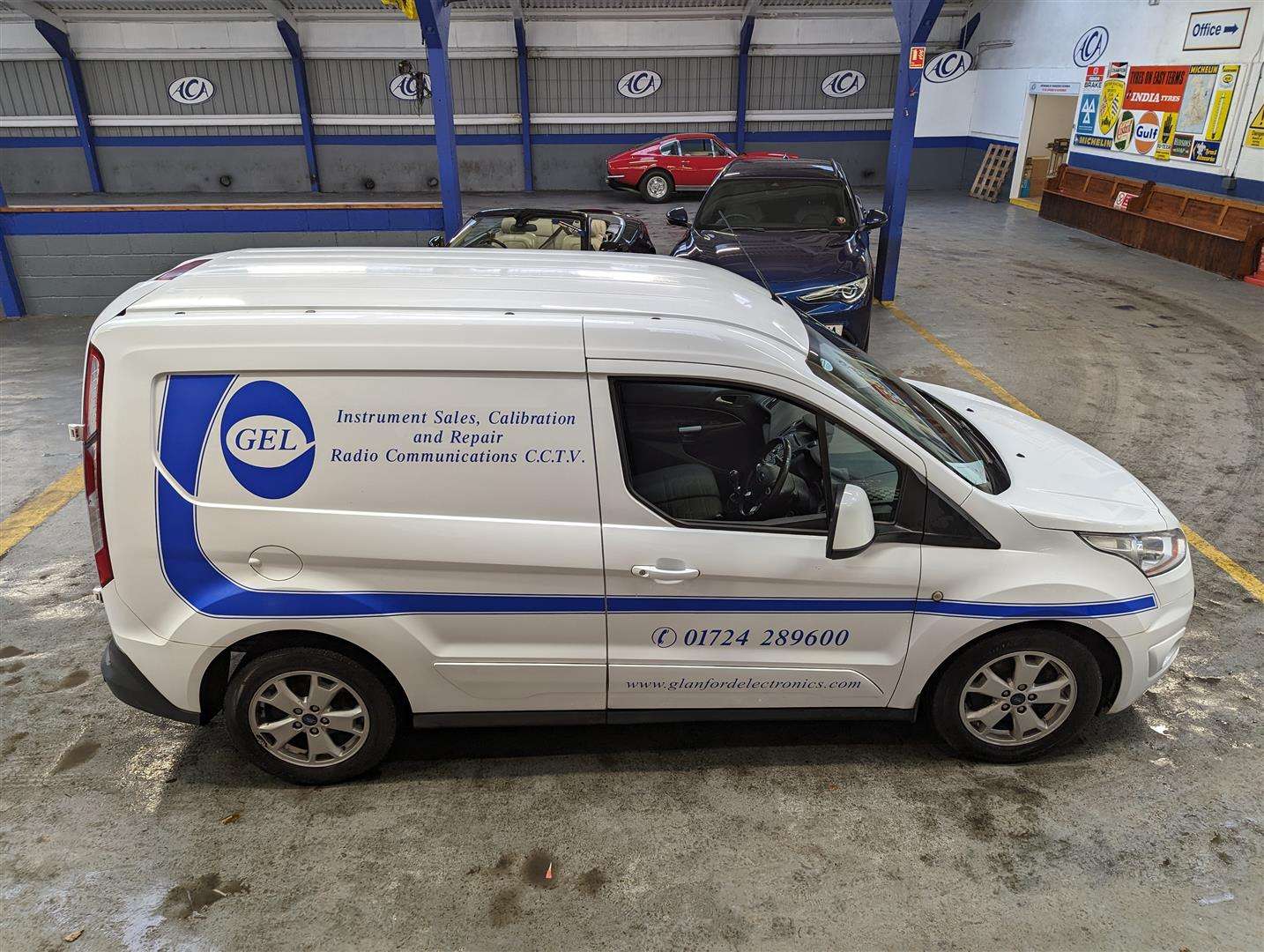 <p>2015 FORD TRANSIT CONNECT 200 LIMIT</p>