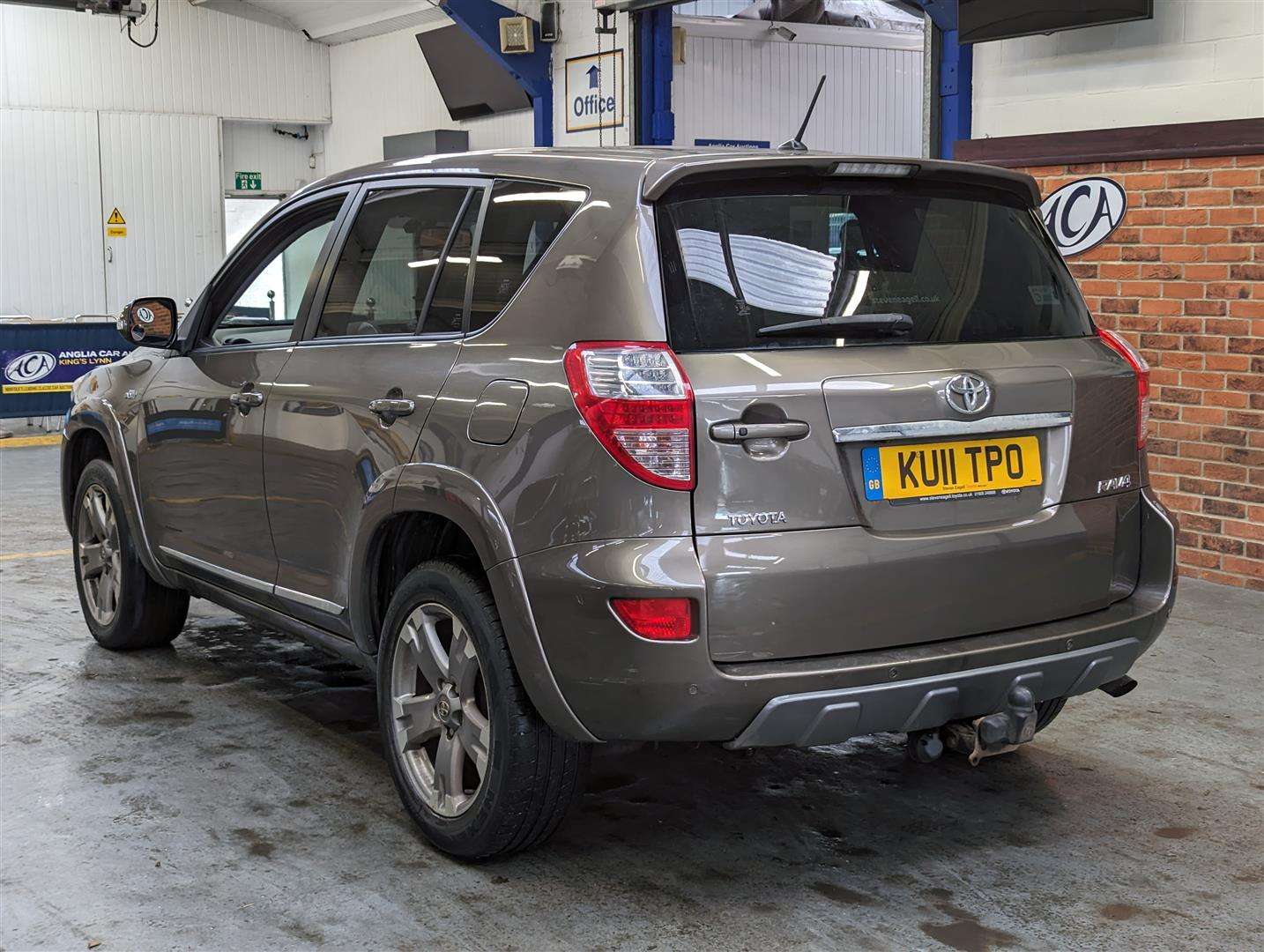 <p>2011 TOYOTA RAV4 SR D-CAT AUTO</p>