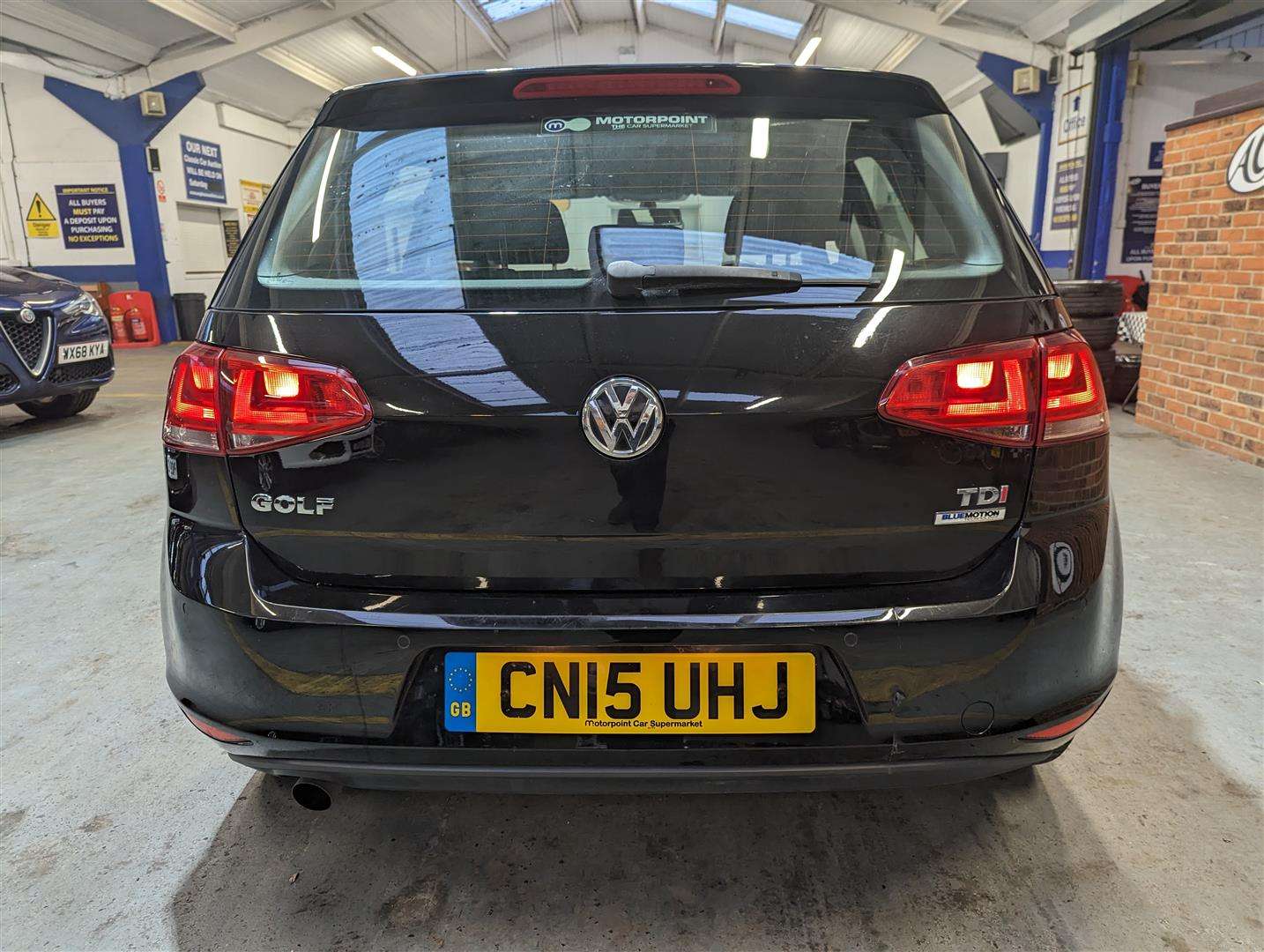 <p>2015 VOLKSWAGEN GOLF MATCH TDI BMT</p>