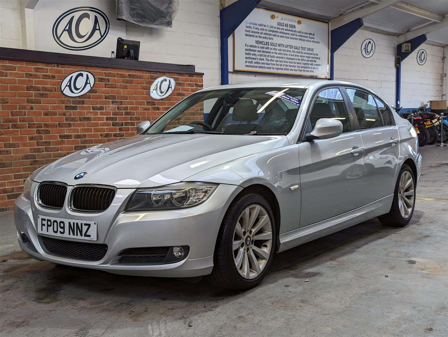 <p>2009 BMW 320D SE</p>