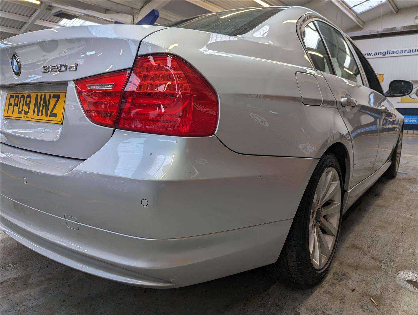 <p>2009 BMW 320D SE</p>