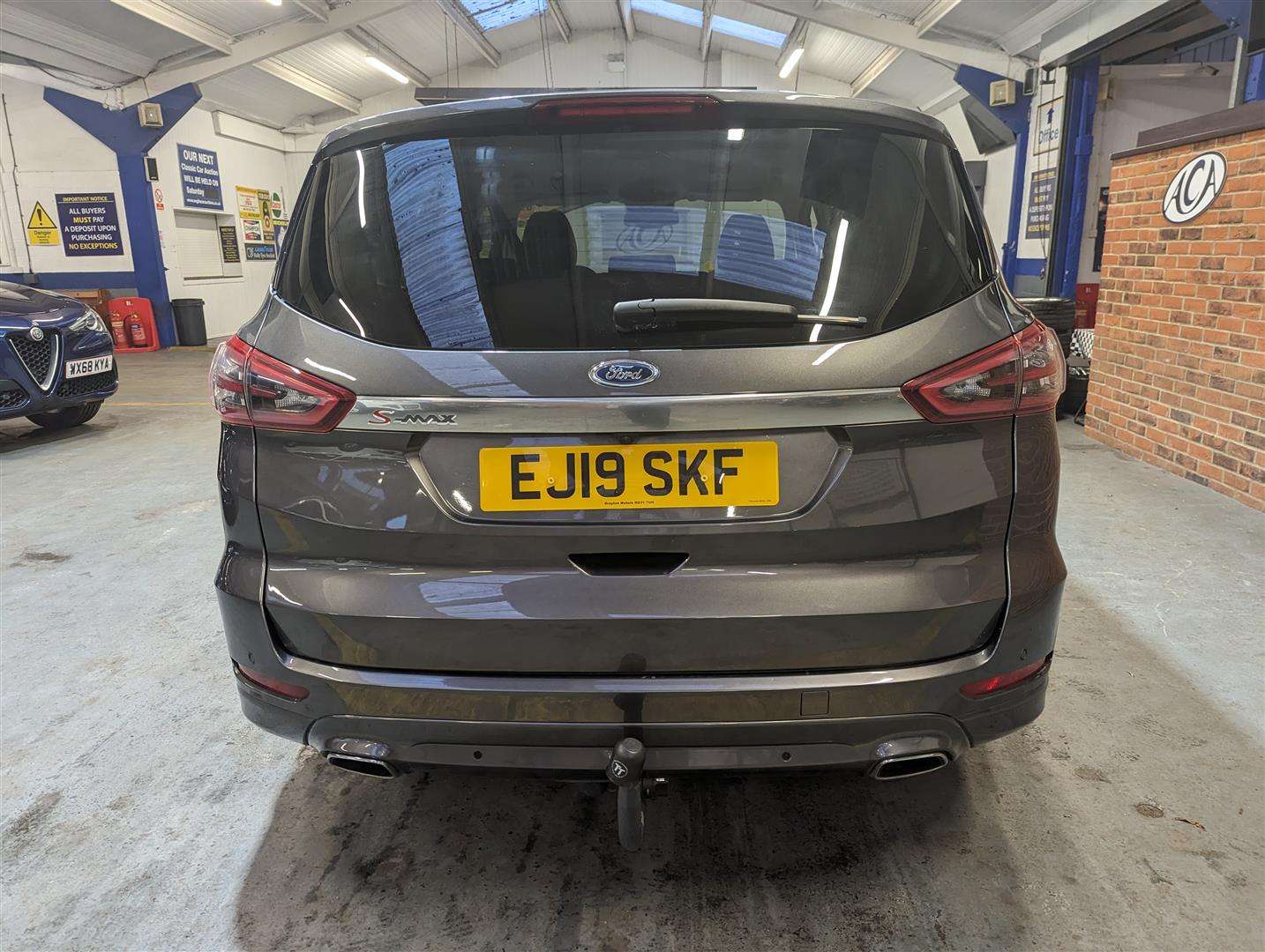 <p>2019 FORD S-MAX TITANIUM ECOBLUE</p>