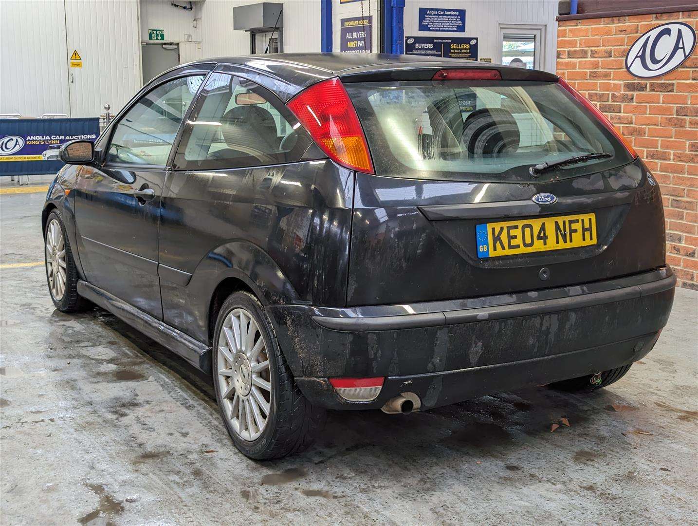 <p>2004 FORD FOCUS ZETEC</p>