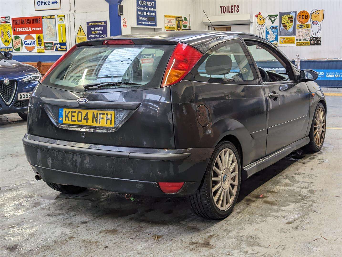 <p>2004 FORD FOCUS ZETEC</p>