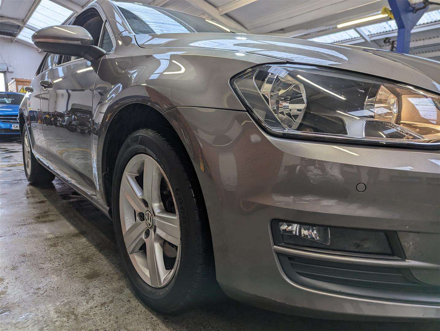 <p>2015 VOLKSWAGEN GOLF MATCH TSI BMT</p>