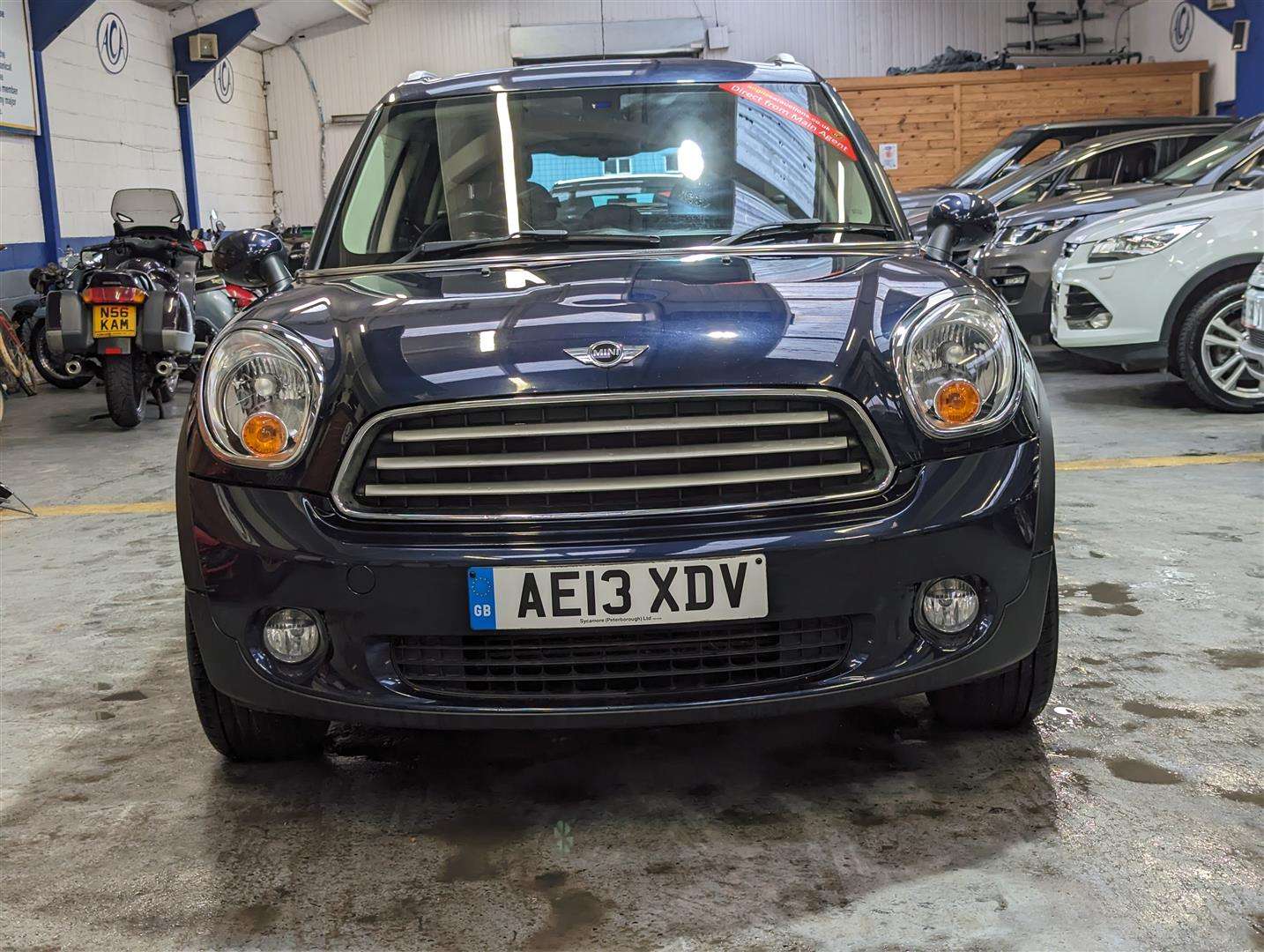 <p>2013 MINI COUNTRYMAN COOPER D ALL4</p>