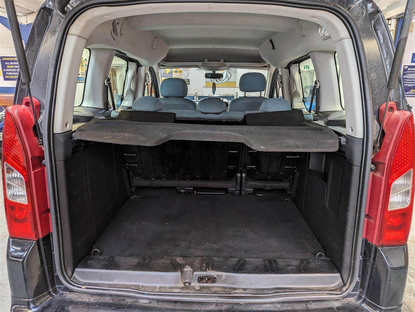 <p>2013 CITROEN BERLINGO MULTISPACE + HDI</p>