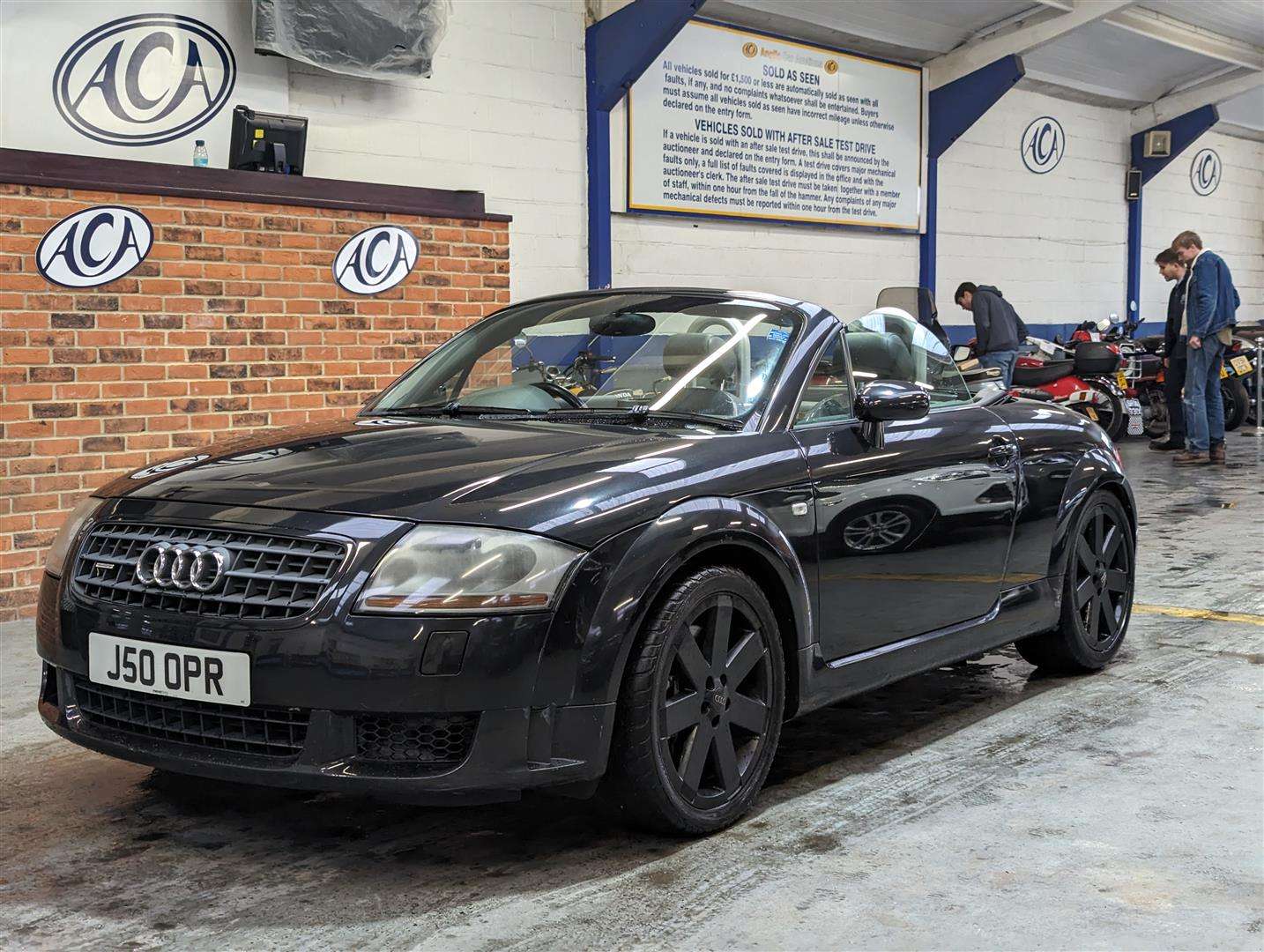 <p>2004 AUDI TT QUATTRO (250 BHP) AUTO</p>