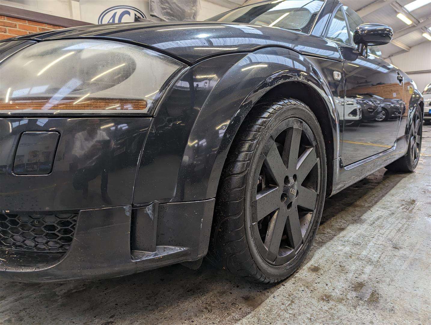 <p>2004 AUDI TT QUATTRO (250 BHP) AUTO</p>