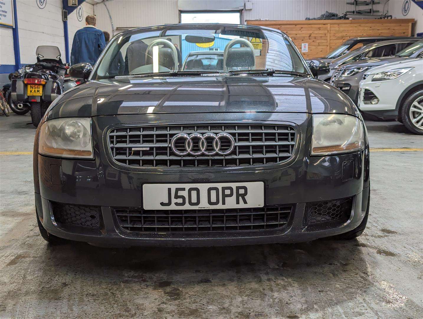 <p>2004 AUDI TT QUATTRO (250 BHP) AUTO</p>