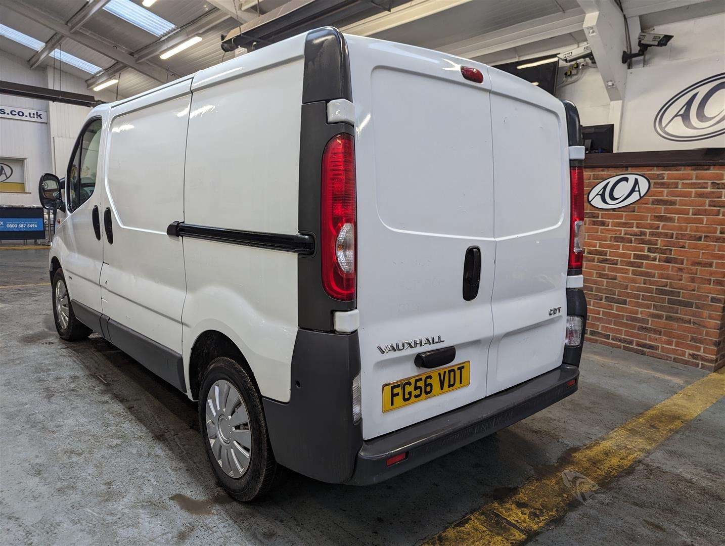 <p>2006 VAUXHALL VIVARO 2900 CDTI SWB</p>