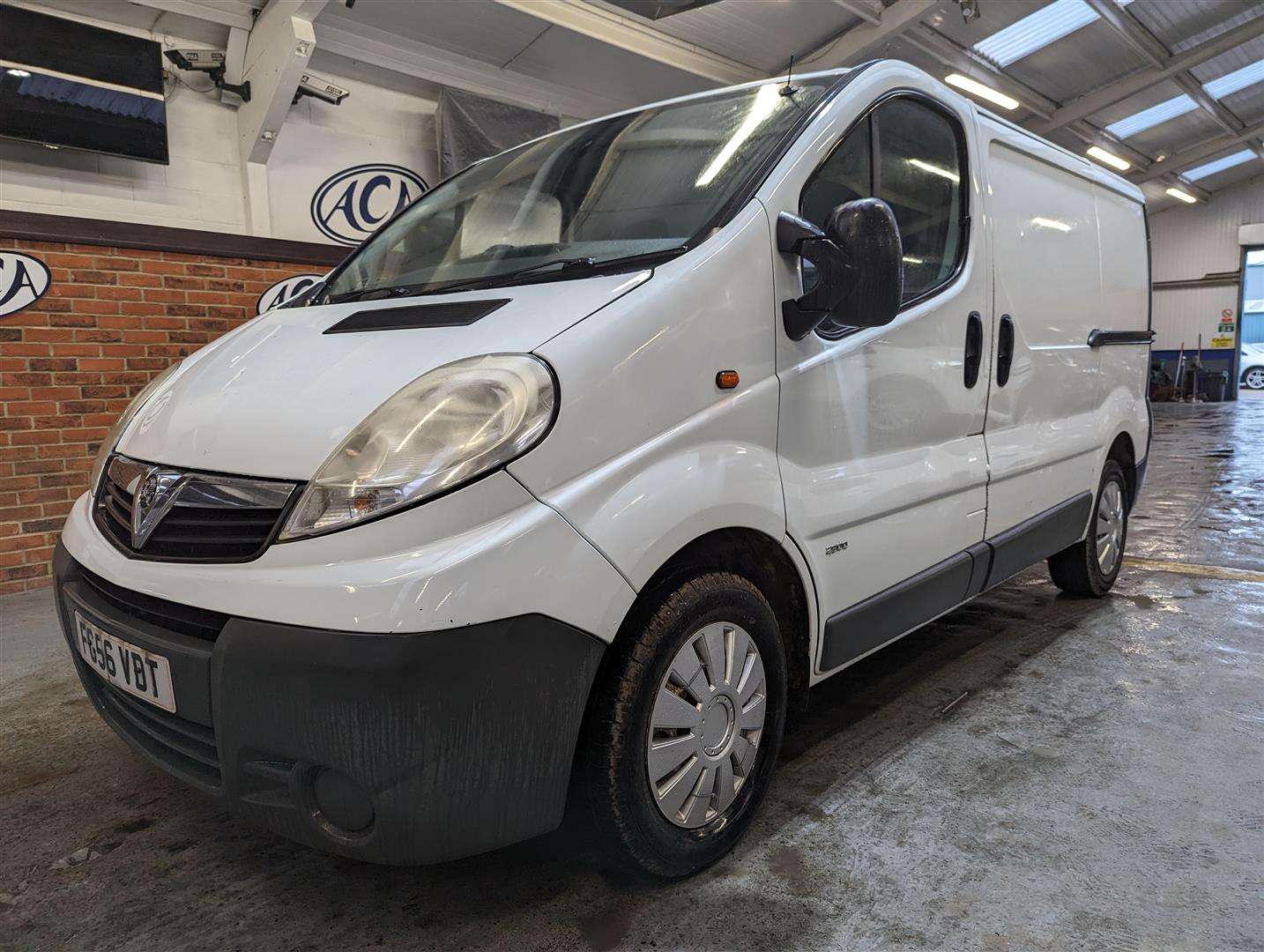 <p>2006 VAUXHALL VIVARO 2900 CDTI SWB</p>