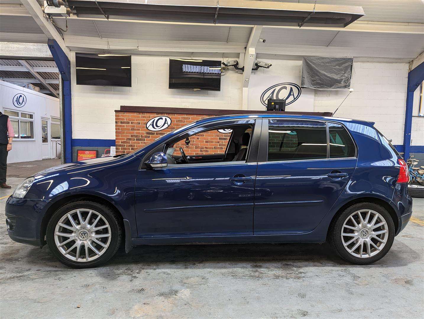 <p>2008 VOLKSWAGEN GOLF GT TDI 140</p>