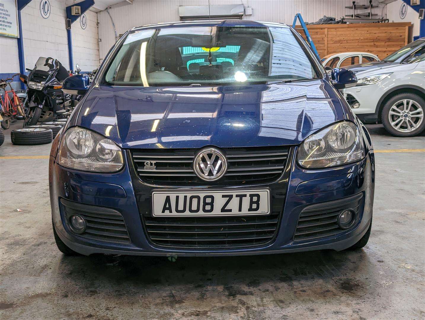 <p>2008 VOLKSWAGEN GOLF GT TDI 140</p>