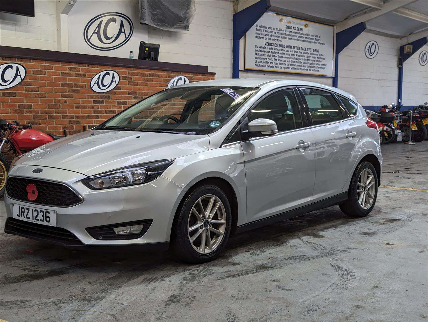 <p>2015 FORD FOCUS ZETEC TDCI</p>