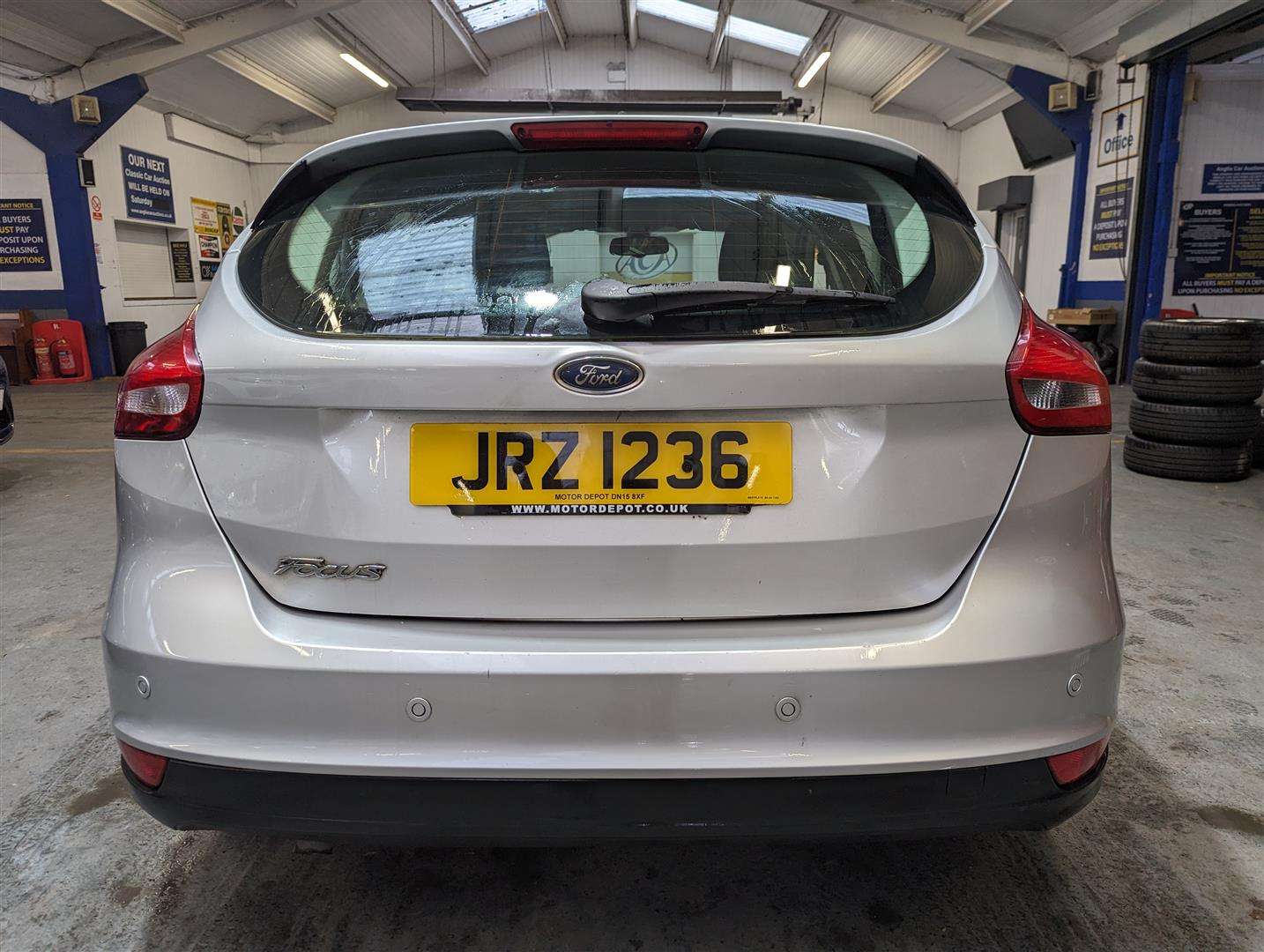 <p>2015 FORD FOCUS ZETEC TDCI</p>