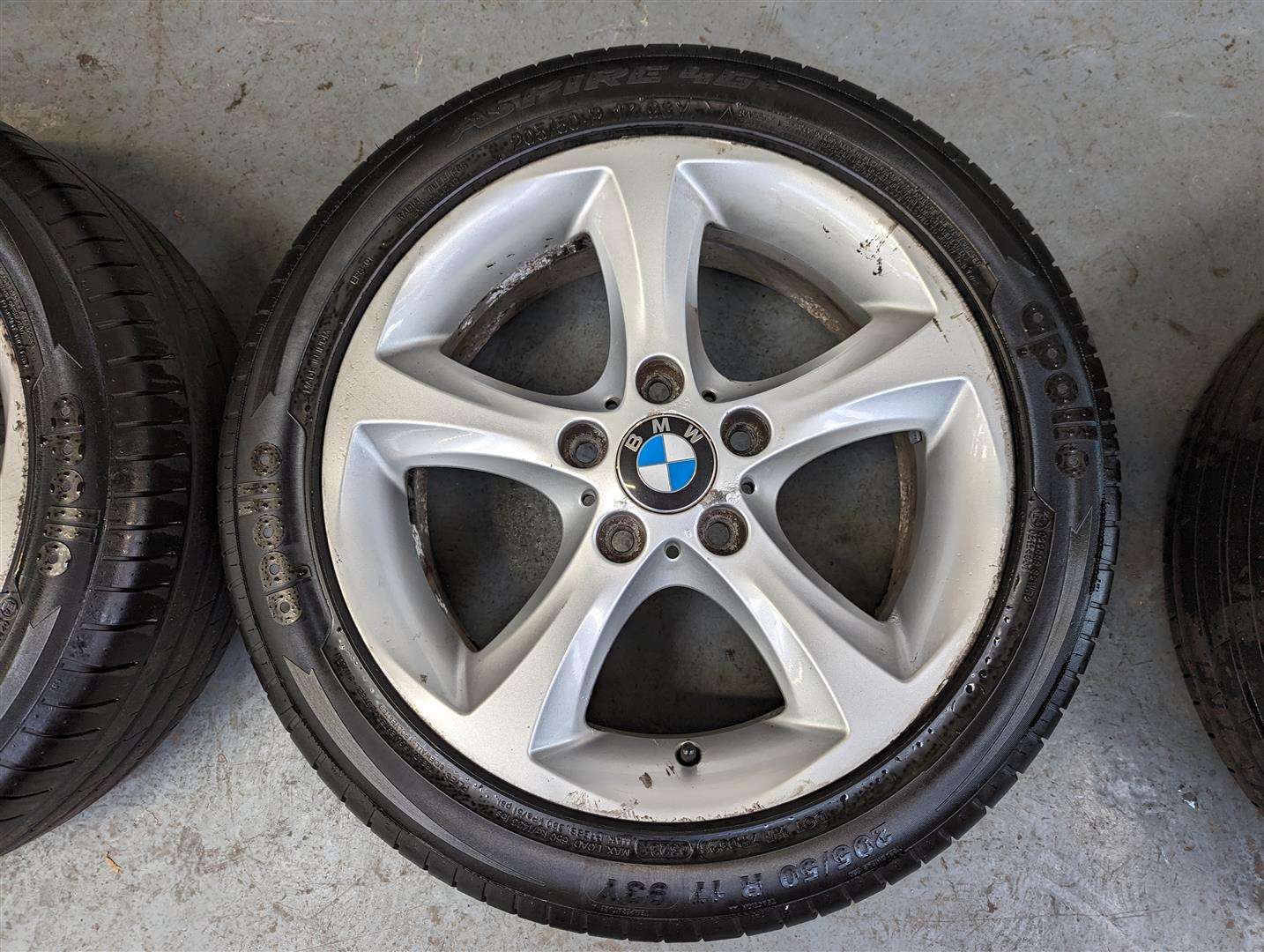 <p>FOUR BMW 1 SERIES 17" ALLOYS.</p>