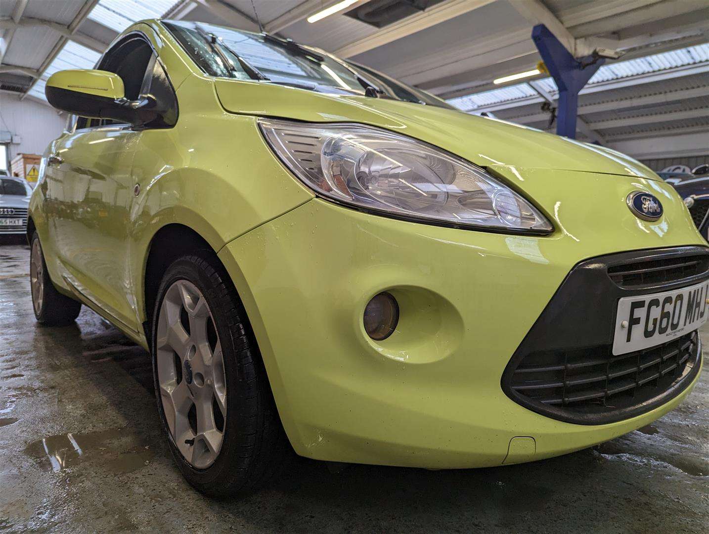 <p>2010 FORD KA TITANIUM</p>