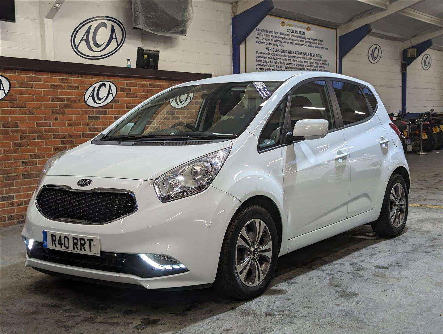 <p>2015 KIA VENGA 3 CRDI ISG</p>