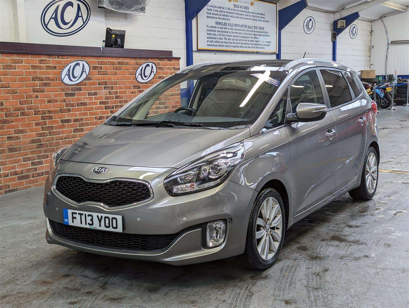 <p>2013 KIA CARENS 3 ECODYNAMICS CRDI</p>