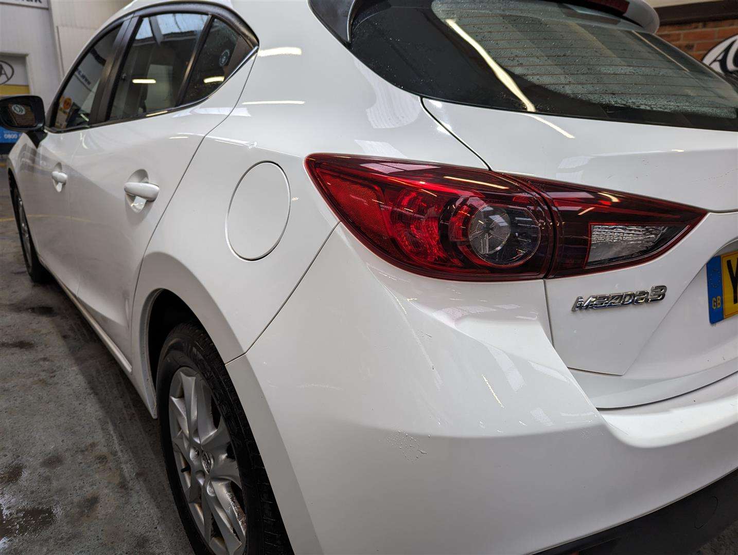 <p>2014 MAZDA 3 SE NAV</p>