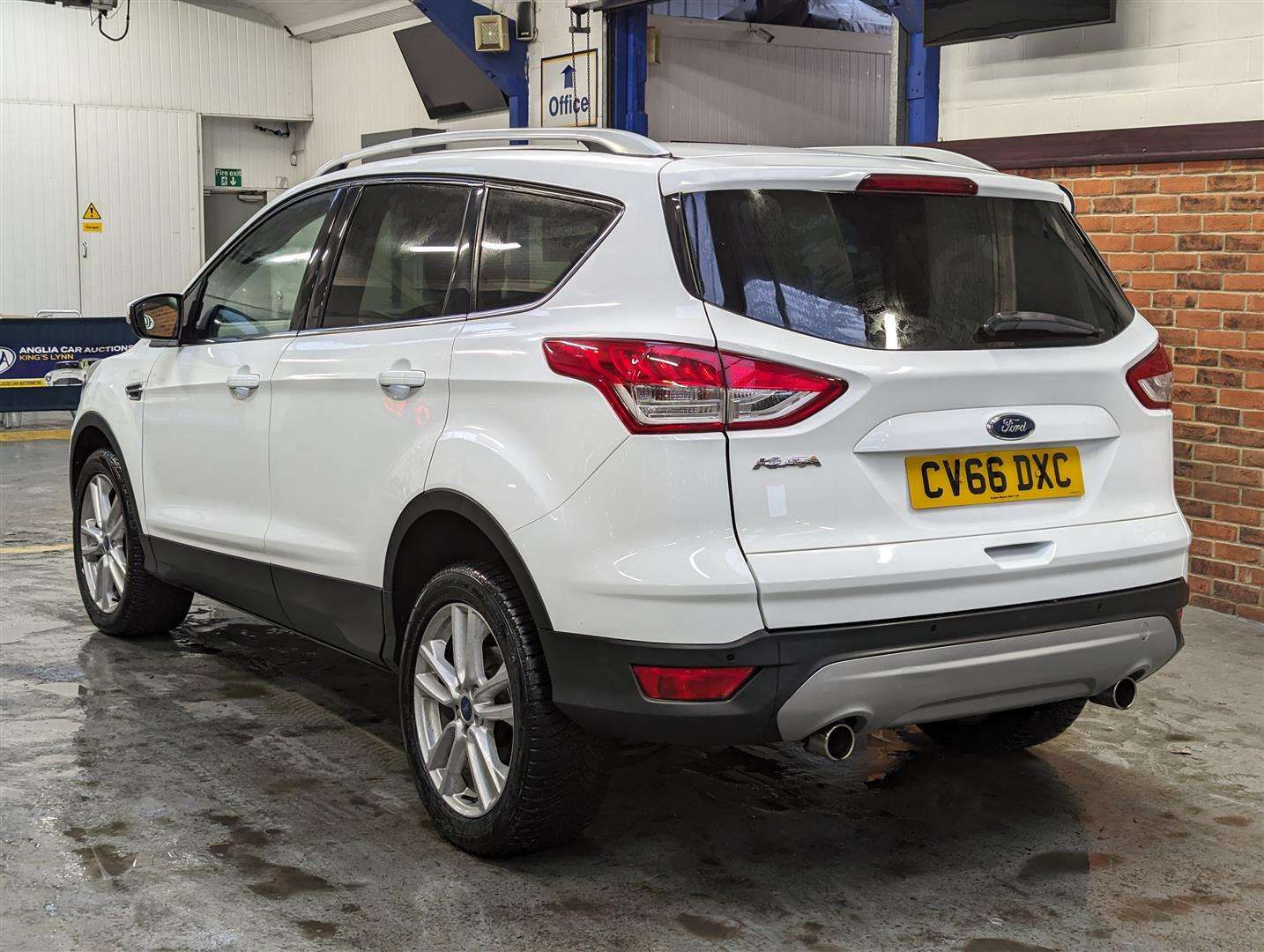 <p>2016 FORD KUGA TITANIUM X SPORT TDC</p>