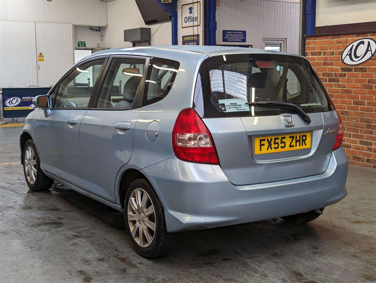 <p>2005 HONDA JAZZ SE</p>