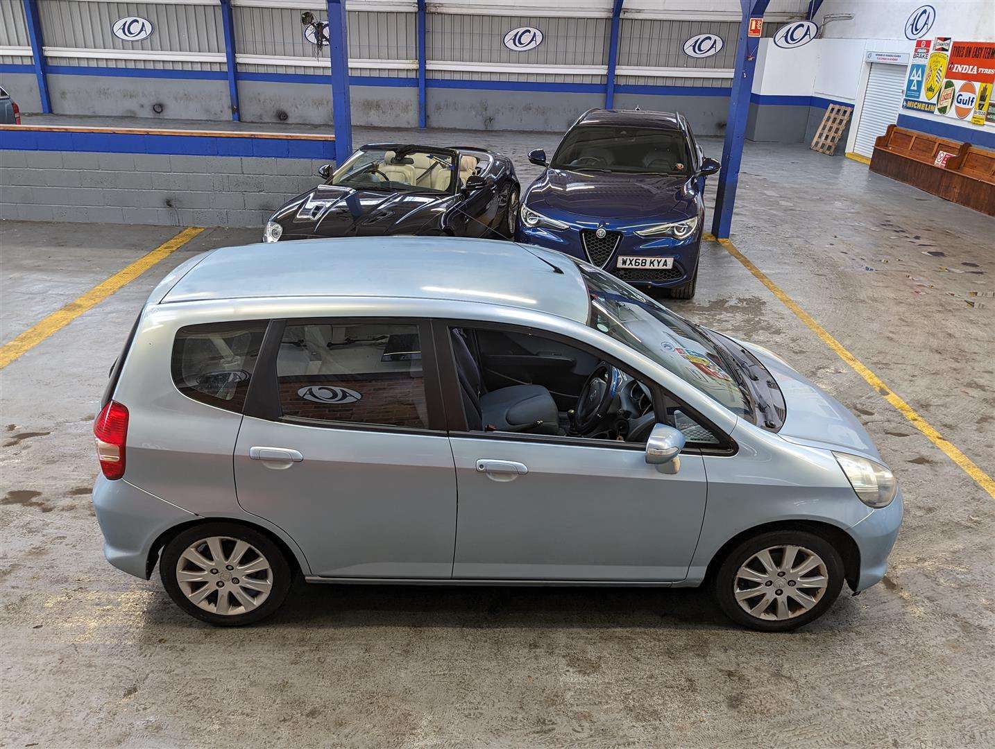 <p>2005 HONDA JAZZ SE</p>