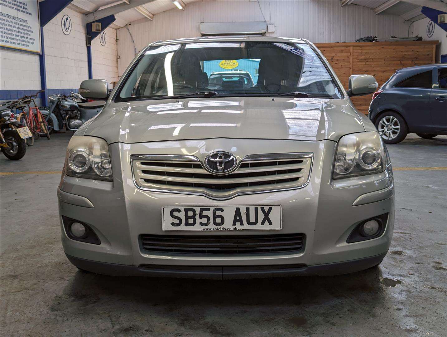 <p>2006 TOYOTA AVENSIS T3-X</p>