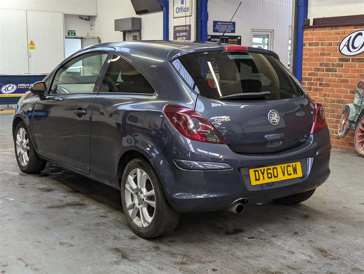 <p>2010 VAUXHALL CORSA SXI</p>