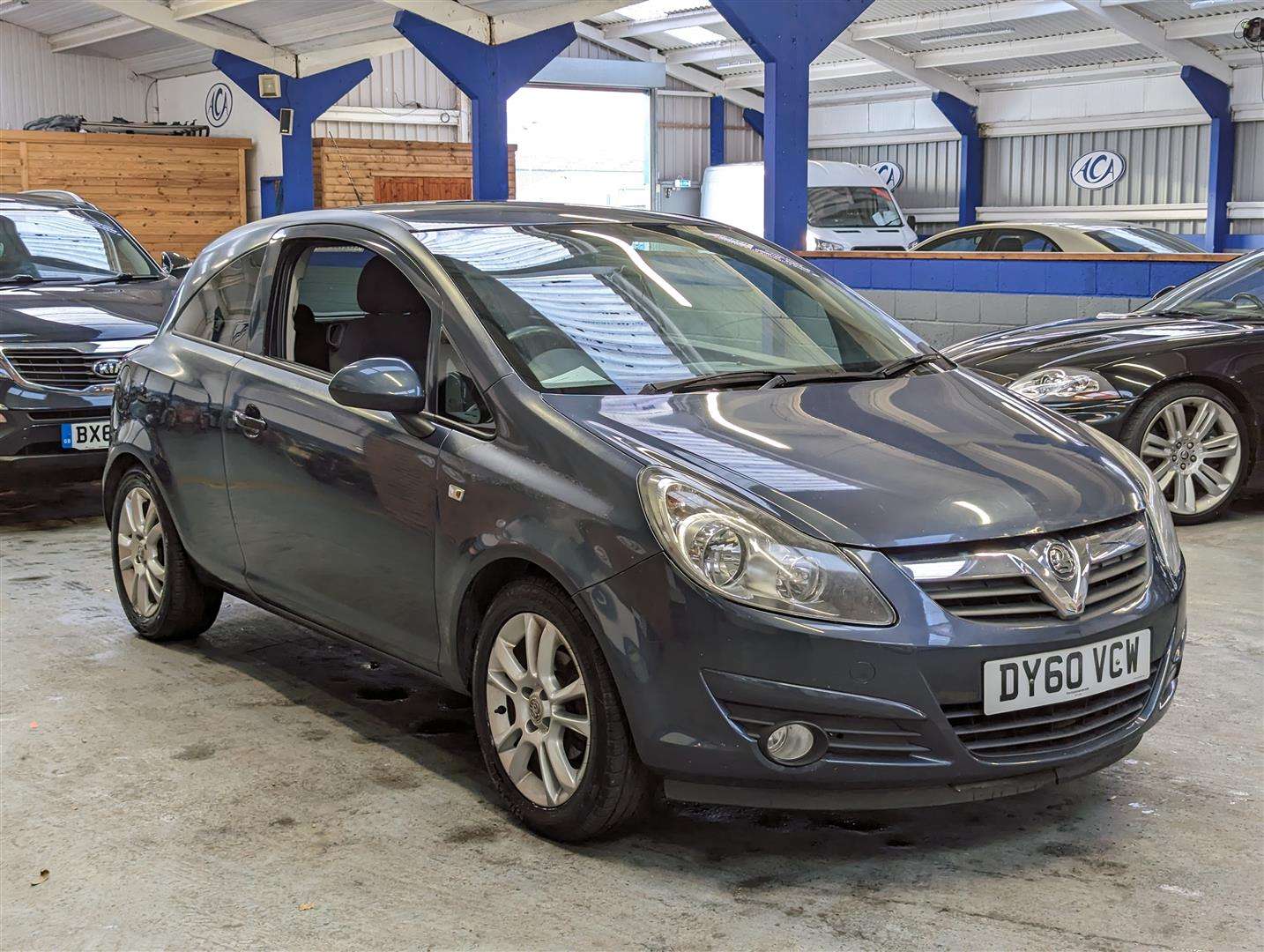 <p>2010 VAUXHALL CORSA SXI</p>