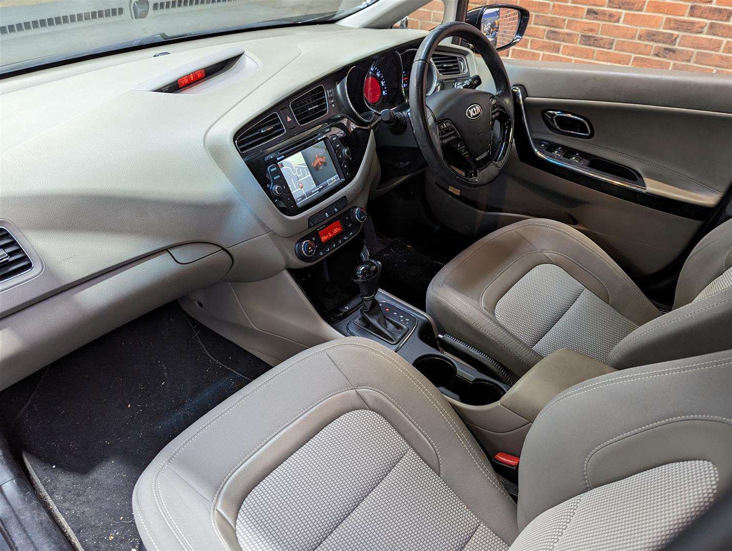 <p>2013 KIA CEED 3 S-A</p>