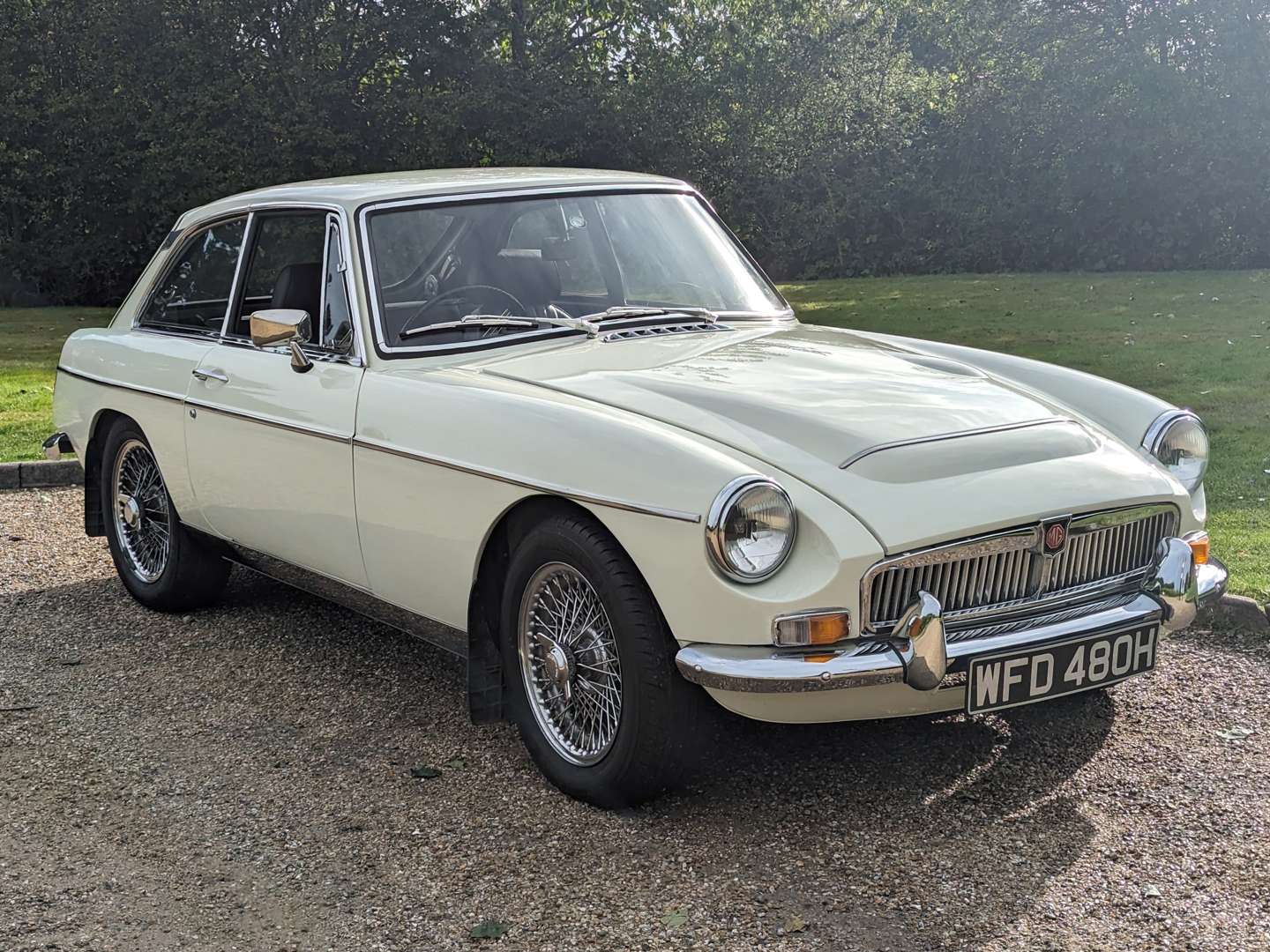 <p>1969 MG C GT</p>