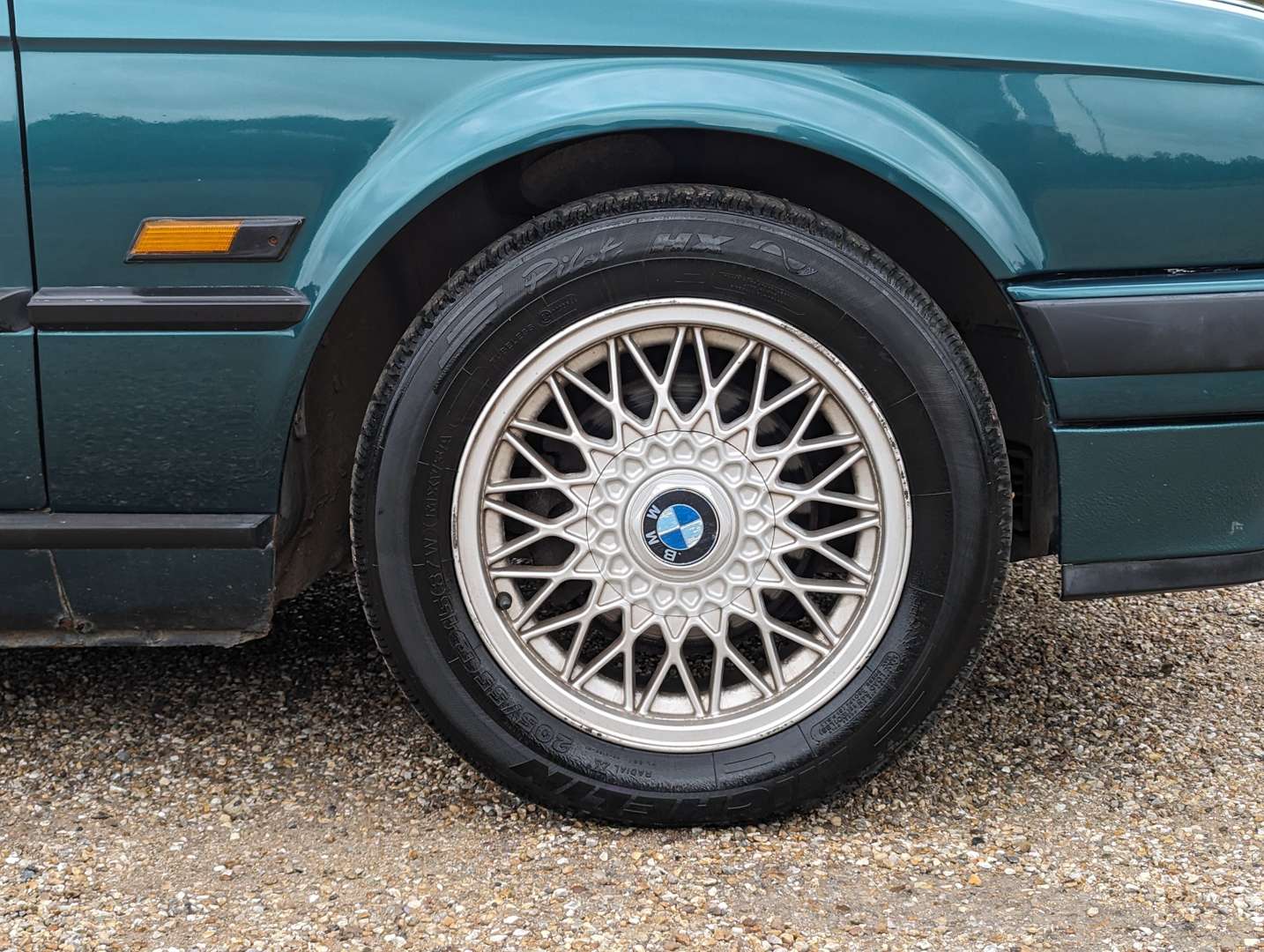 <p>1991 BMW E30 325I CABRIOLET AUTO</p>