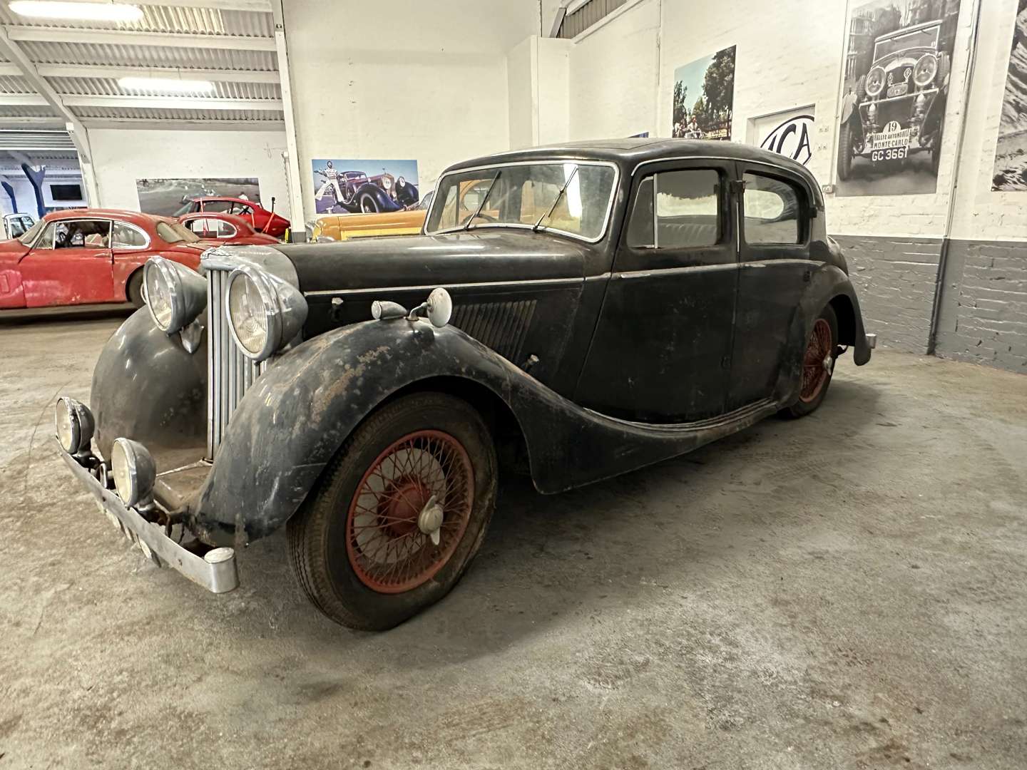 <p>1947 JAGUAR 1.5 SALOON From the Scottish collection</p>