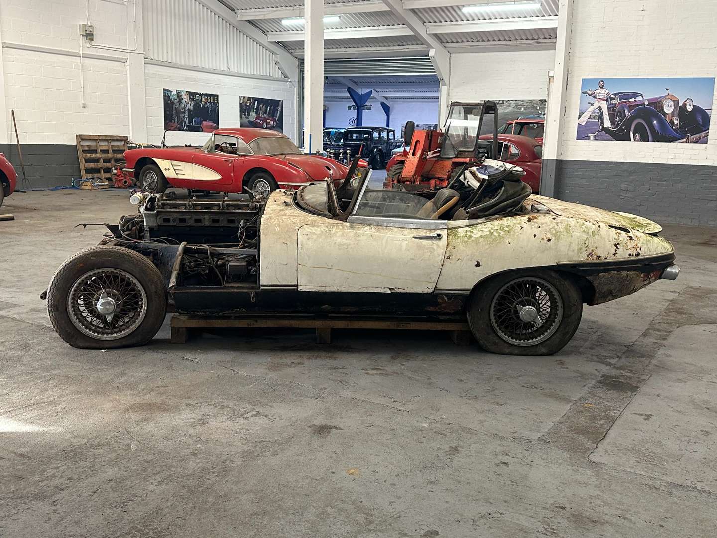 <p>1963 JAGUAR E-TYPE 3.8 ROADSTER SI From the Scottish collection</p>