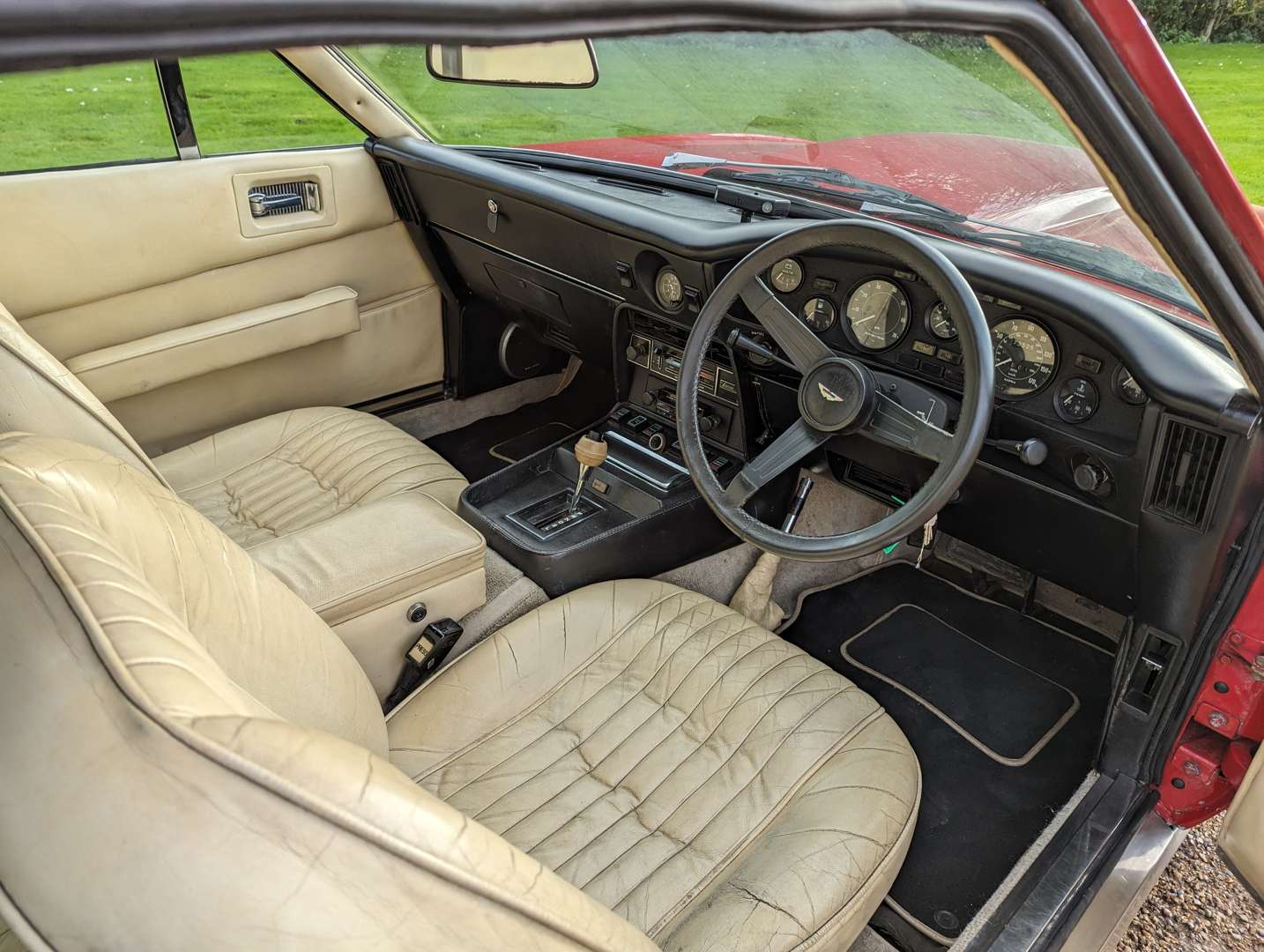 <p>1978 ASTON MARTIN V8 AUTO</p>