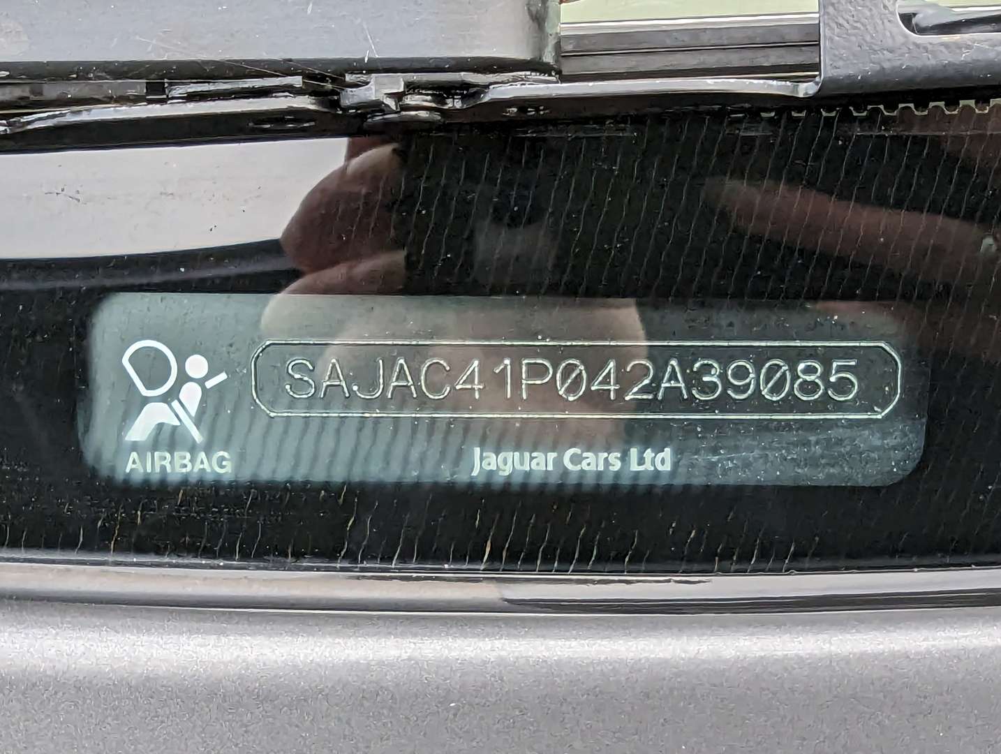<p>2003 JAGUAR XK8 4.2 COUPE AUTO</p>