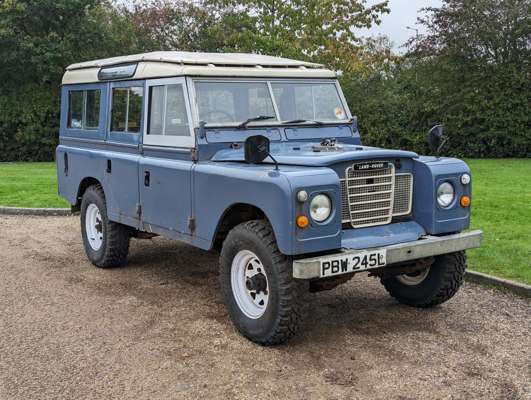 1973 LAND ROVER 109