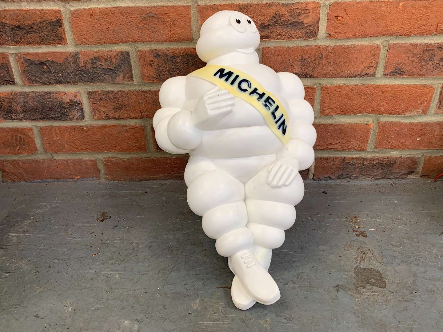 <p>Michelin Man Lorry Mounted&nbsp;</p>