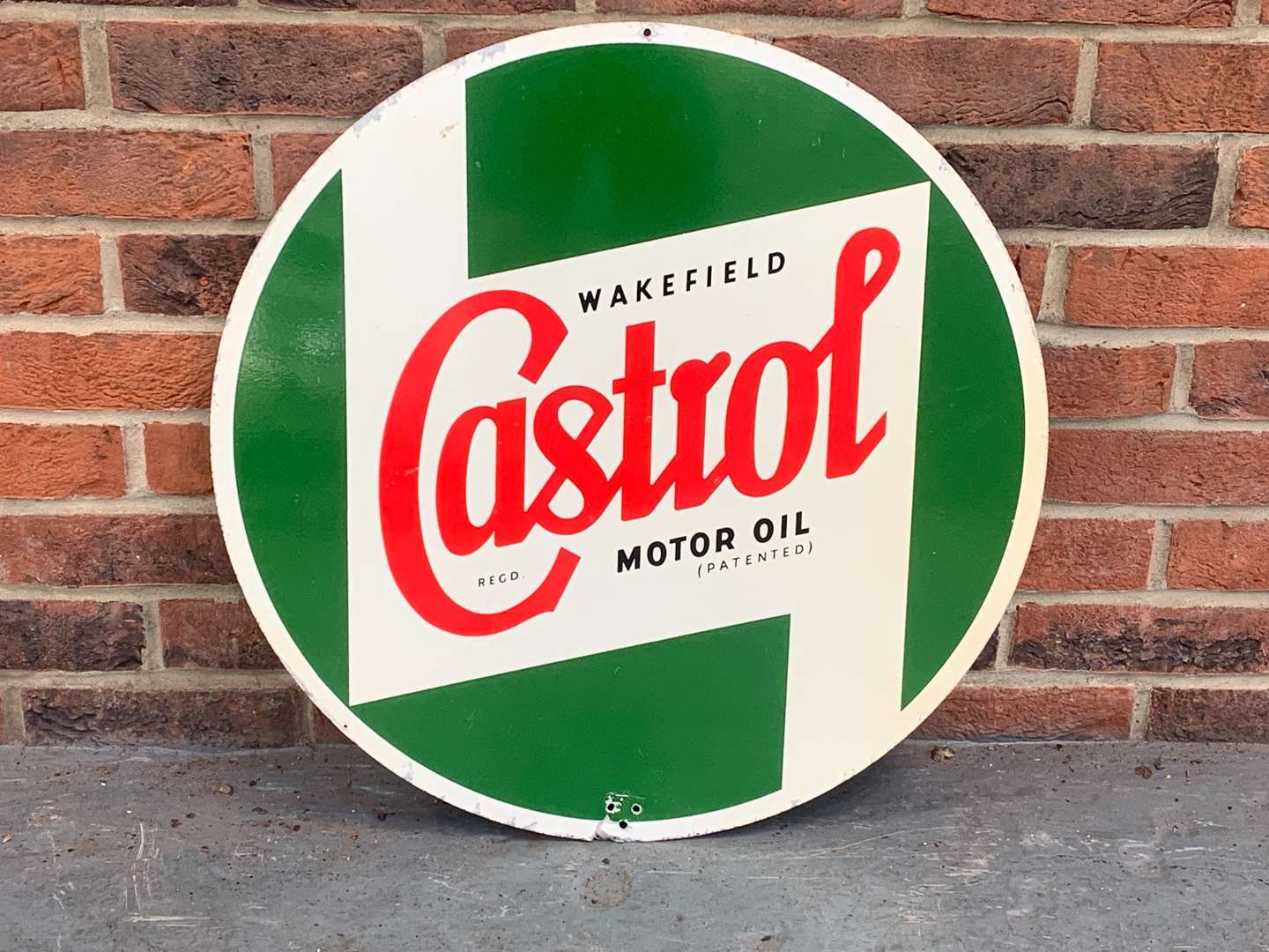 <p>Castrol Wakefield Motor Oil Aluminium Sign</p>