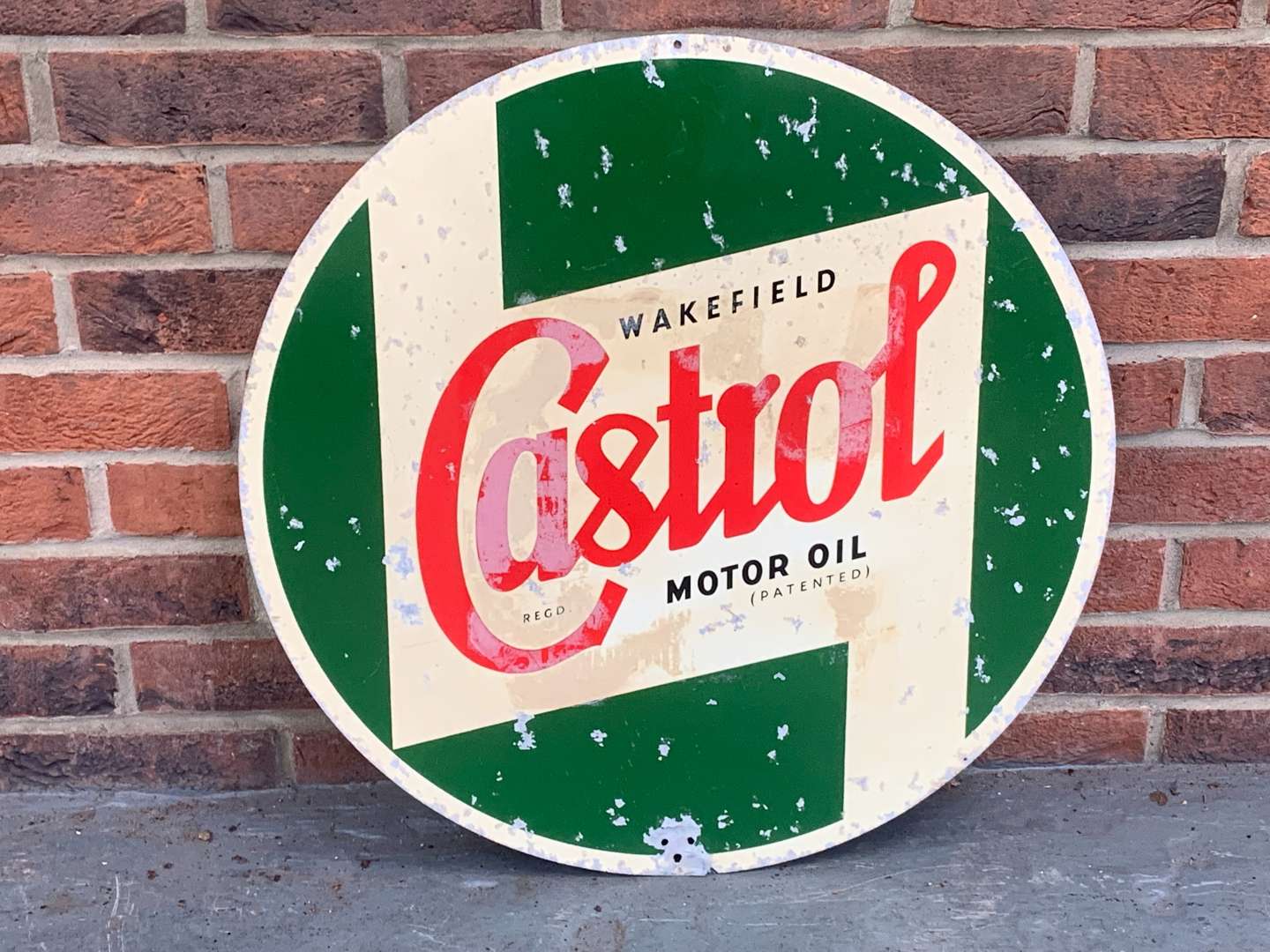 <p>Castrol Wakefield Motor Oil Aluminium Sign</p>