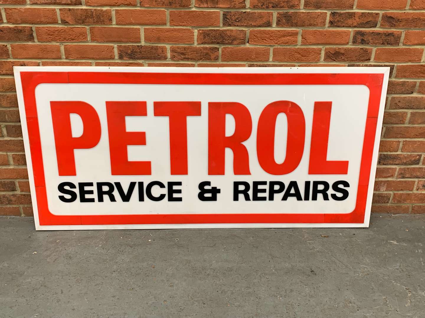 <p>Petrol Service and Repair Perspex Sign</p>