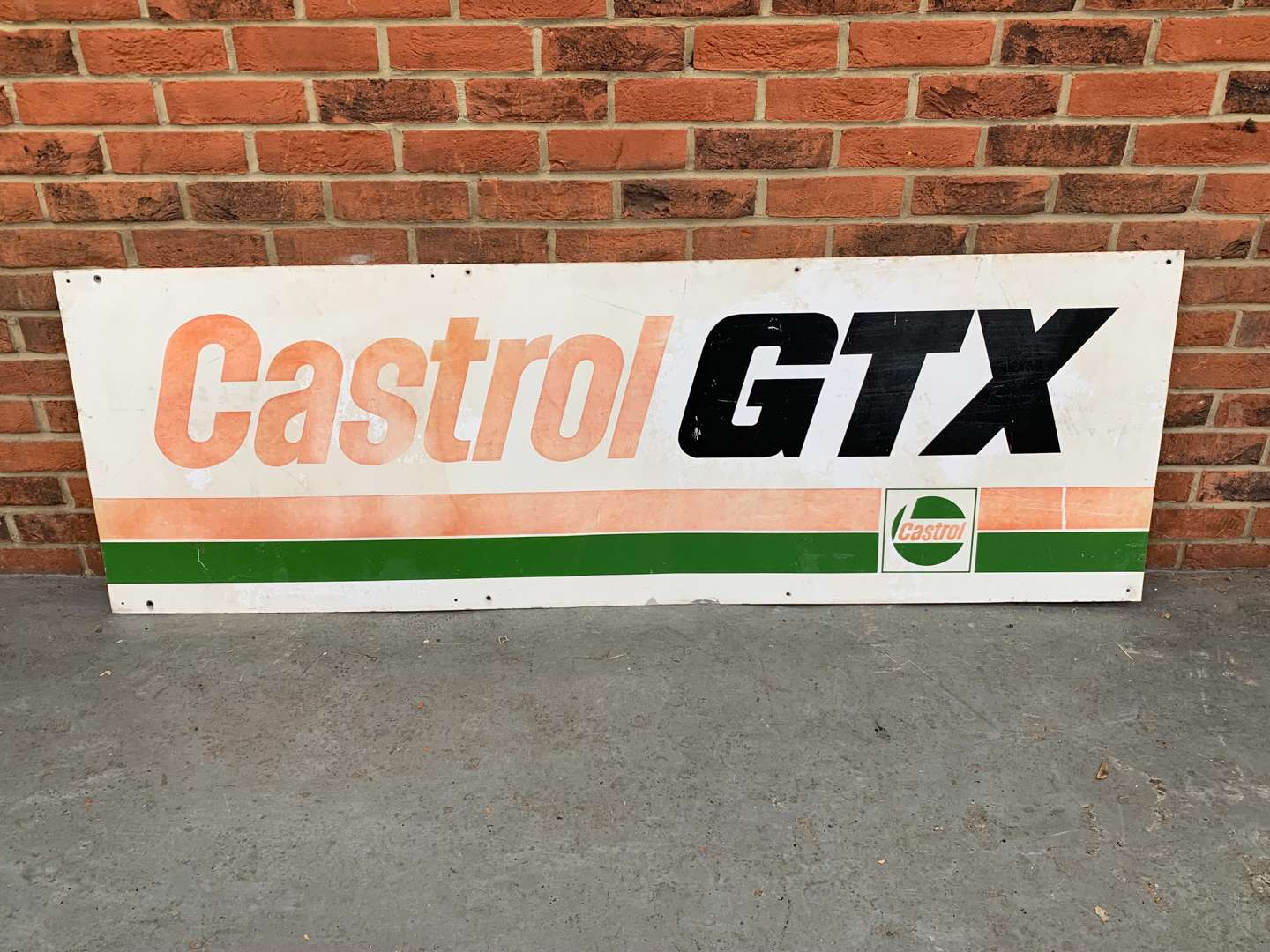<p>Castrol GTX Aluminium Sign</p>